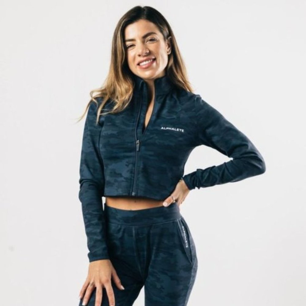 NEW ALPHALETE WOMEN'S PREMIUM CROP JACKET Navy Camo - Picture 3 of 8